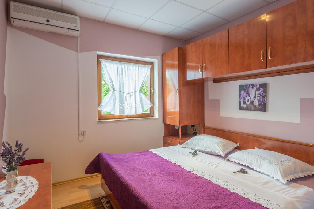 Apartment Danica Maslenica Eksteriør billede